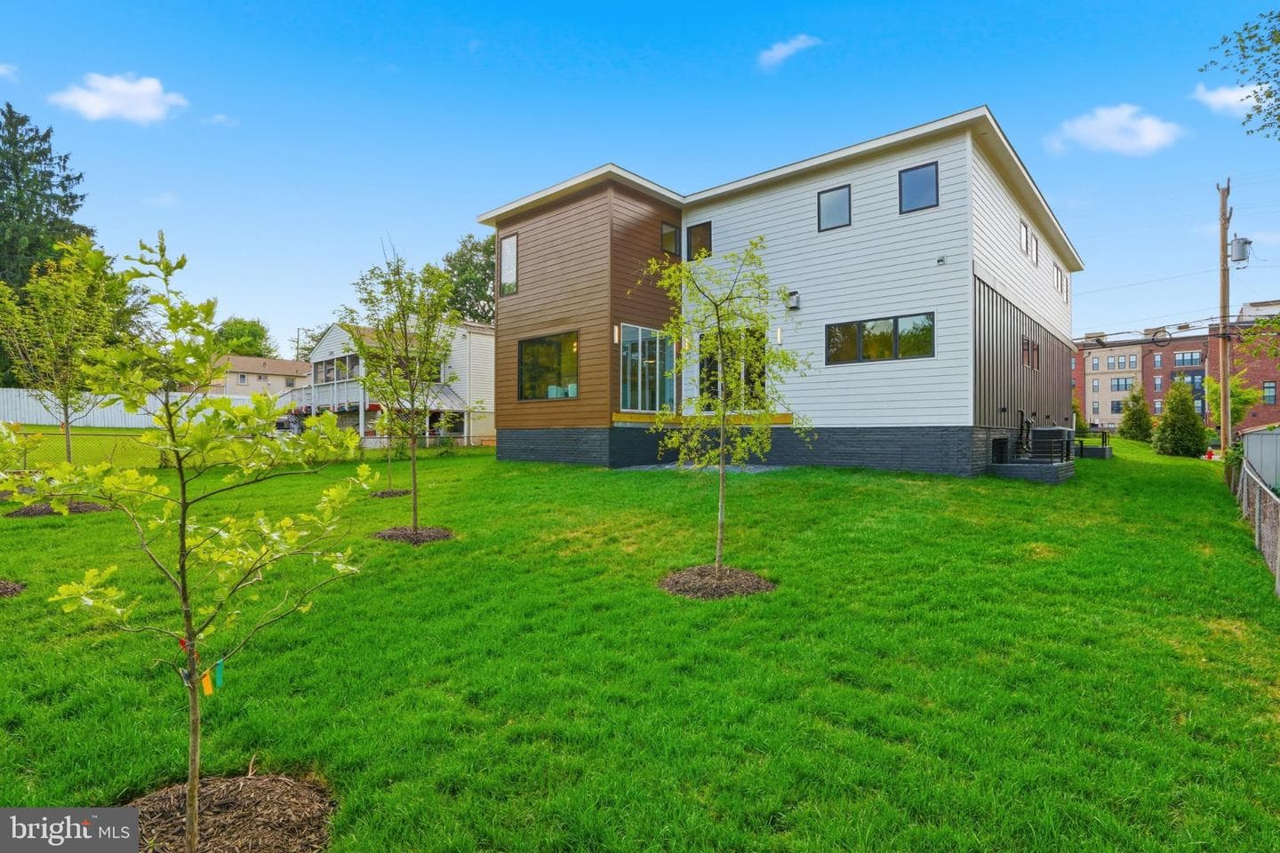 7421 Magarity Road photo 63