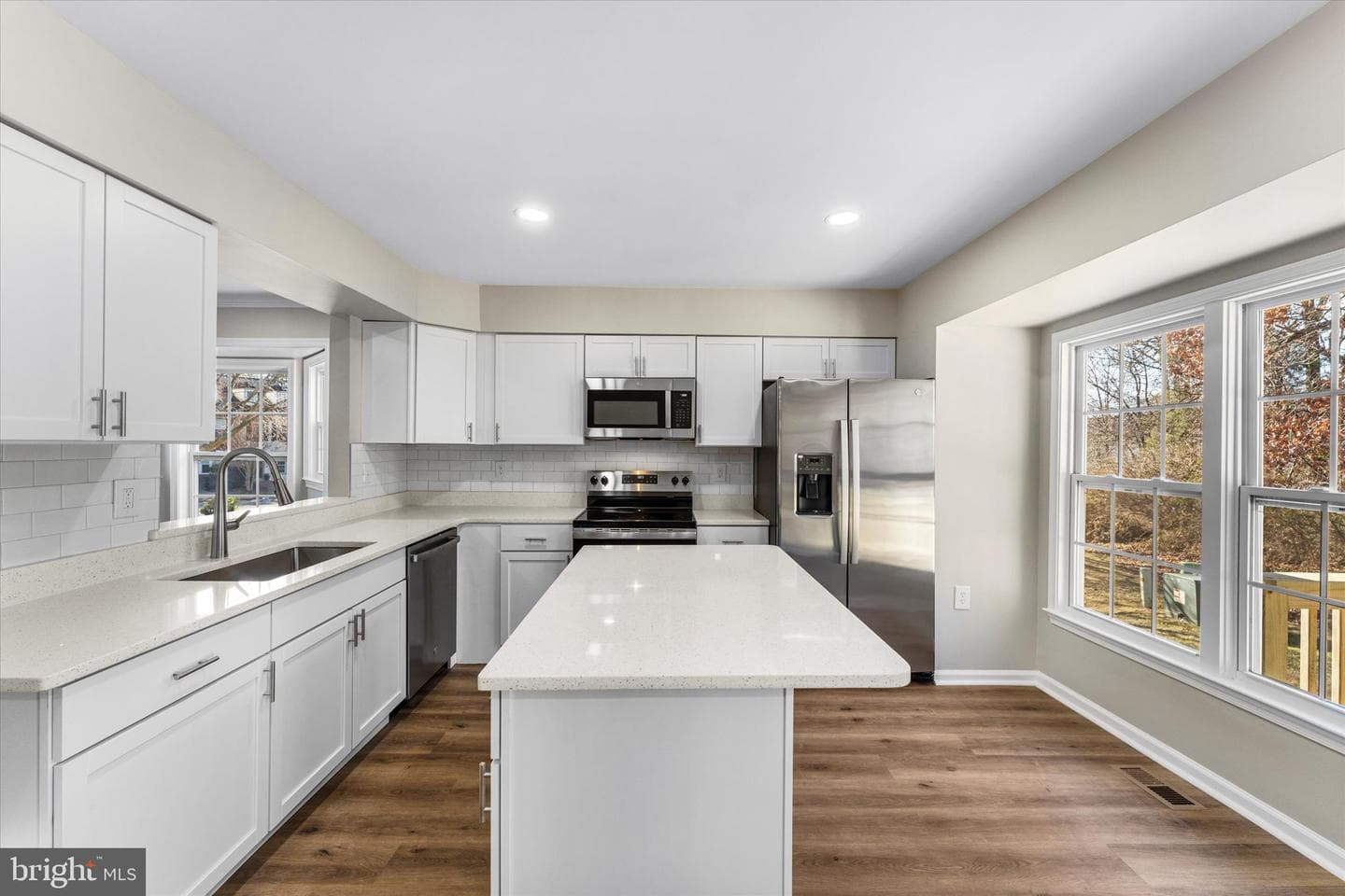 14012 Betsy Ross Lane photo 13