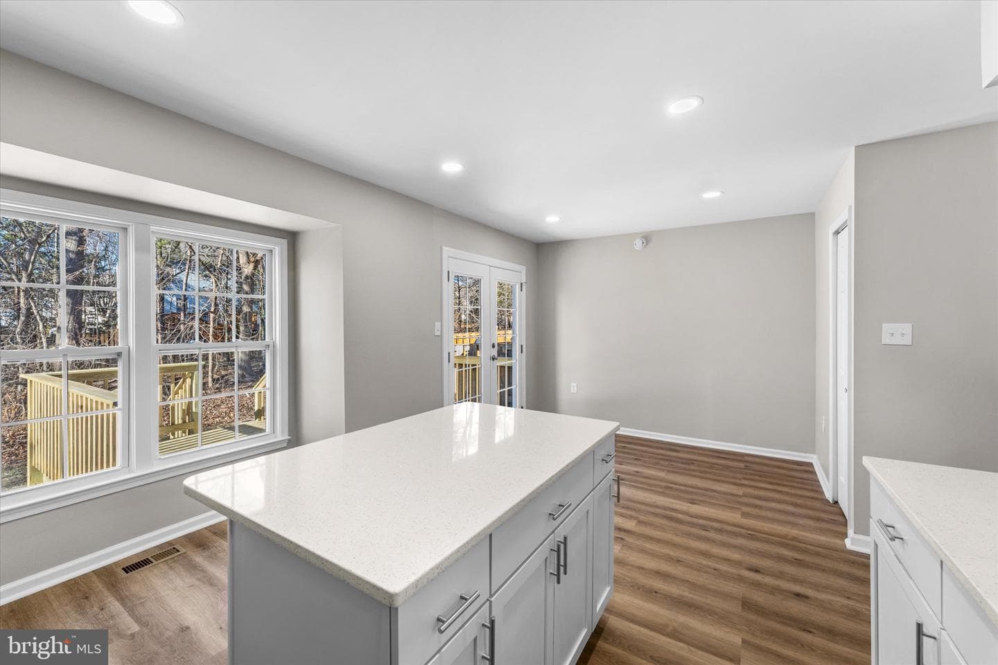 14012 Betsy Ross Lane photo 15