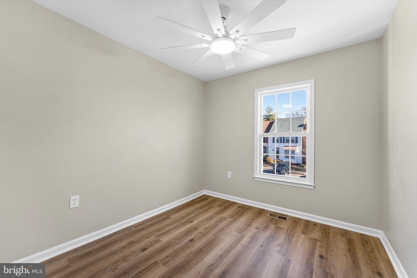 14012 Betsy Ross Lane photo 29