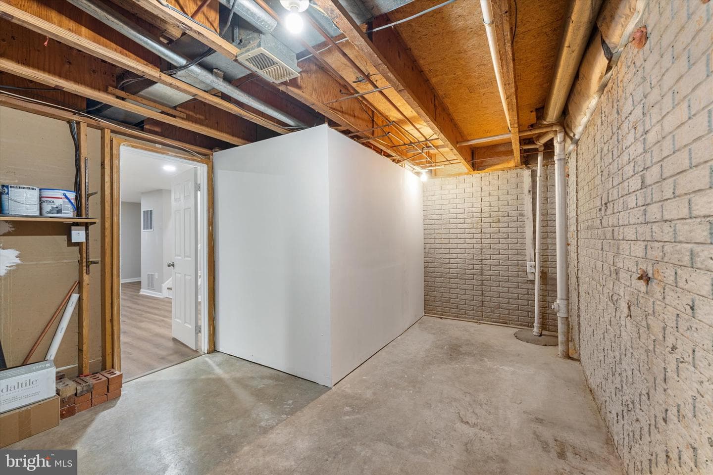 14012 Betsy Ross Lane photo 38