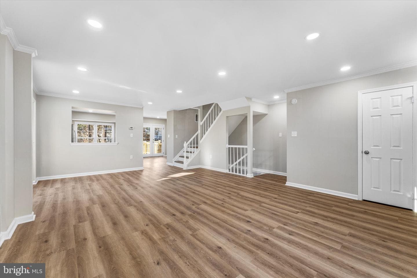 14012 Betsy Ross Lane photo 8