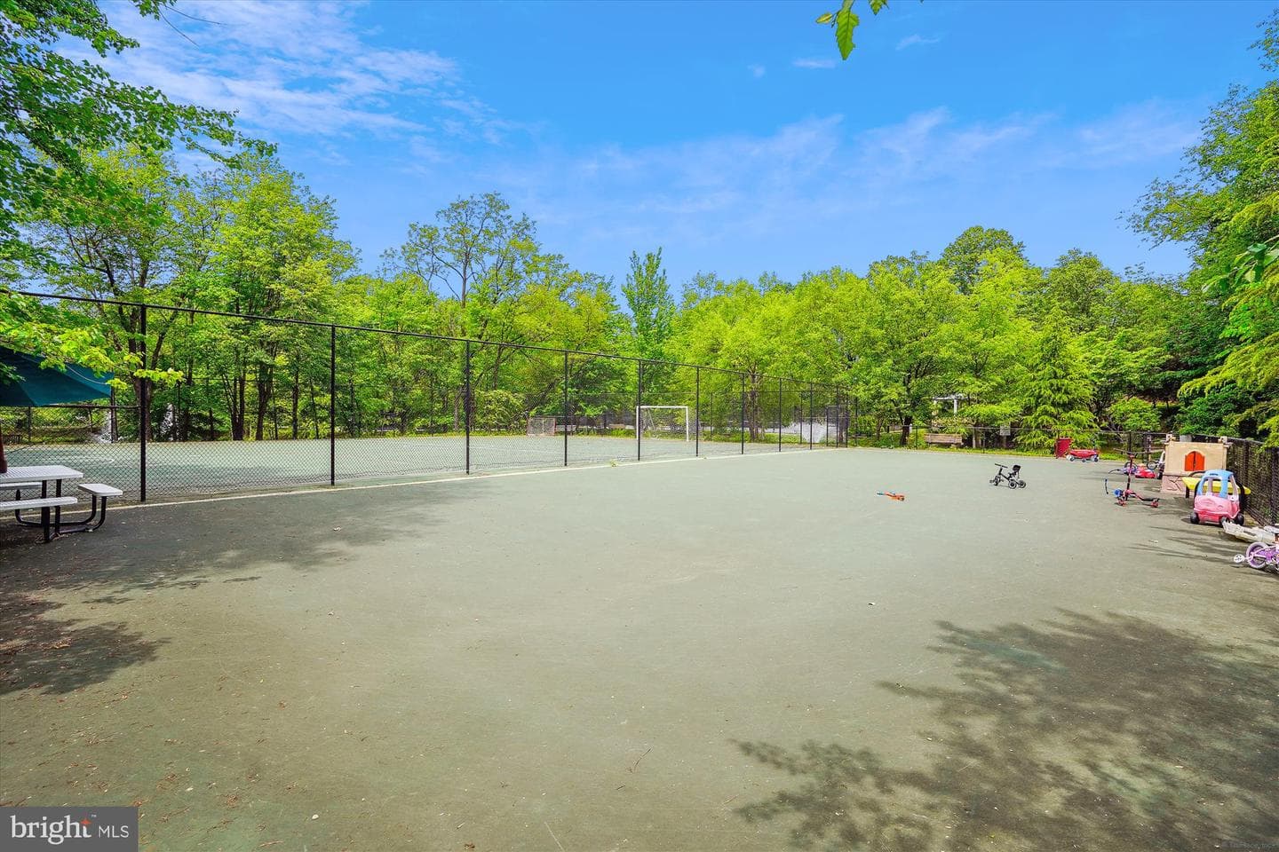8340 Greensboro Dr #618 photo 55