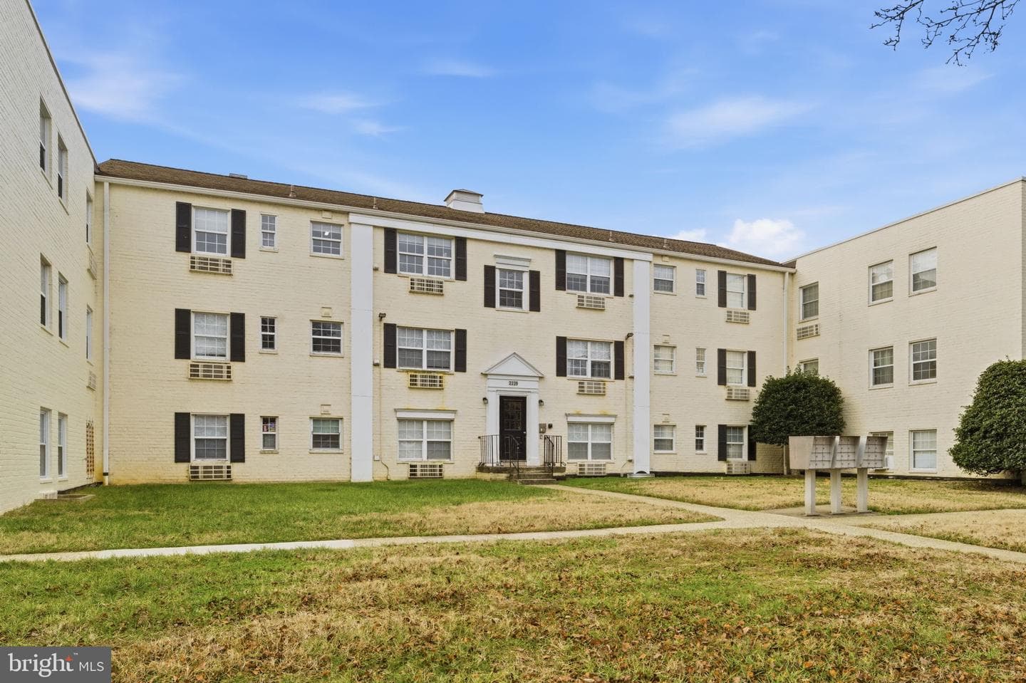2239 Farrington Avenue #05-101 photo 2