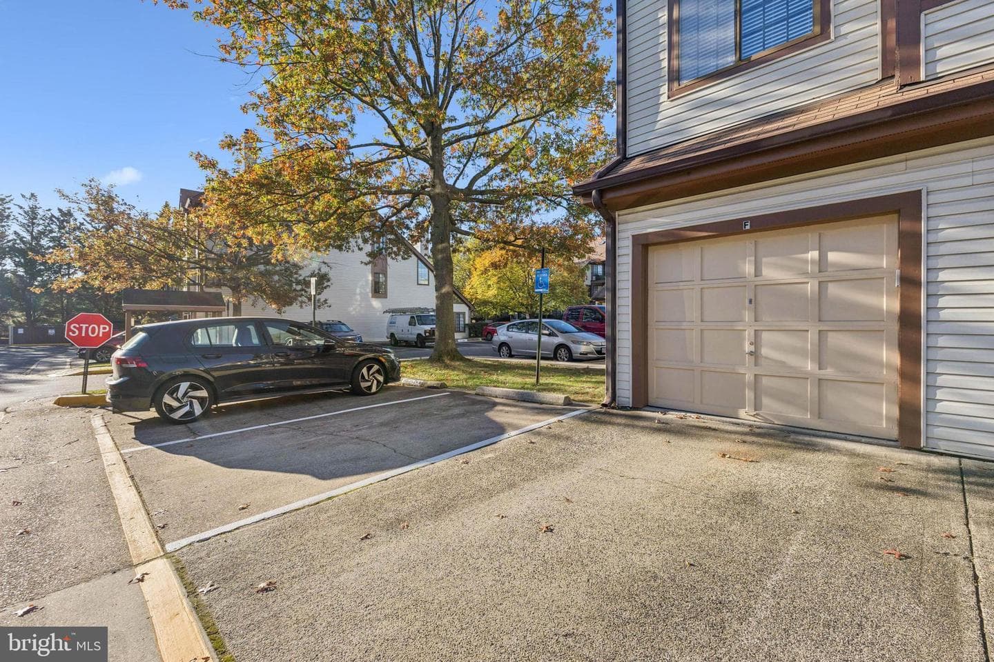 6006 Curtier Drive #f photo 25