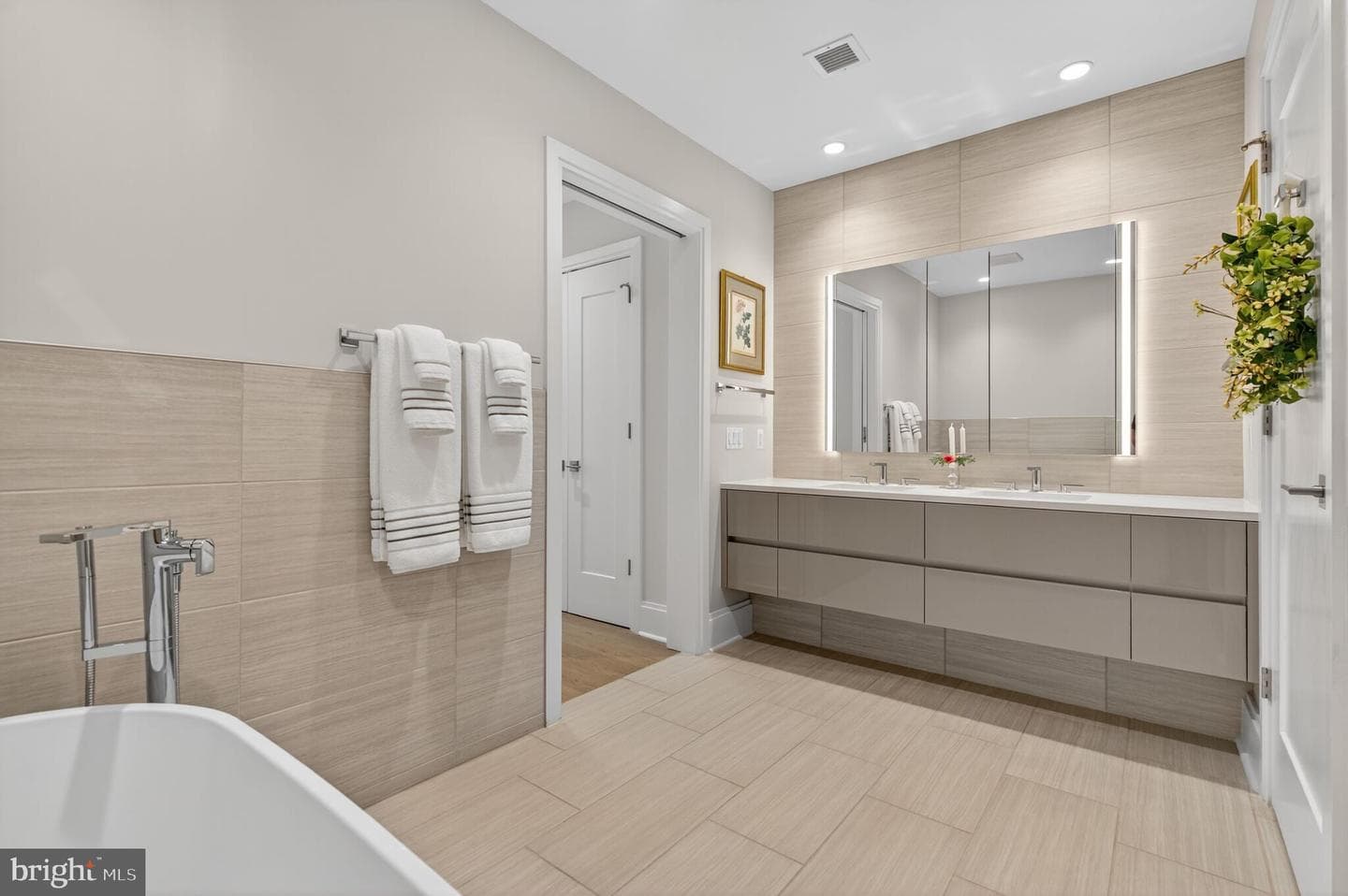 7887 Jones Branch Drive #404 photo 53