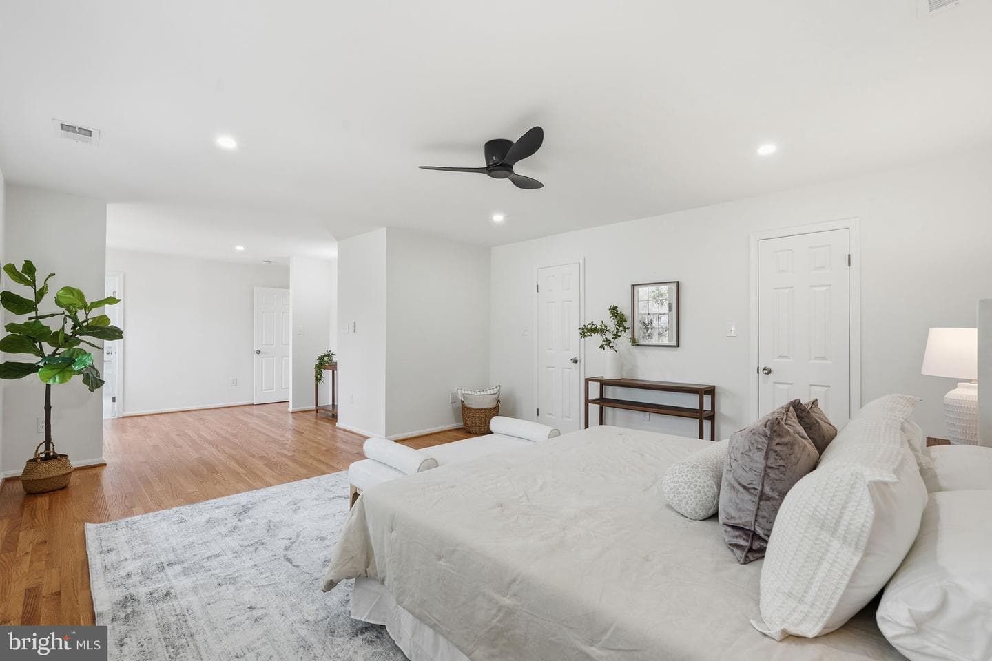 9416 Mount Vernon Circle photo 17