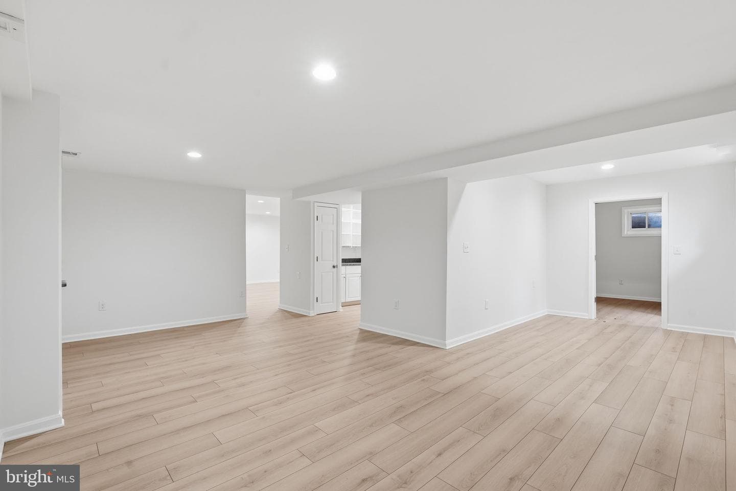 9416 Mount Vernon Circle photo 30