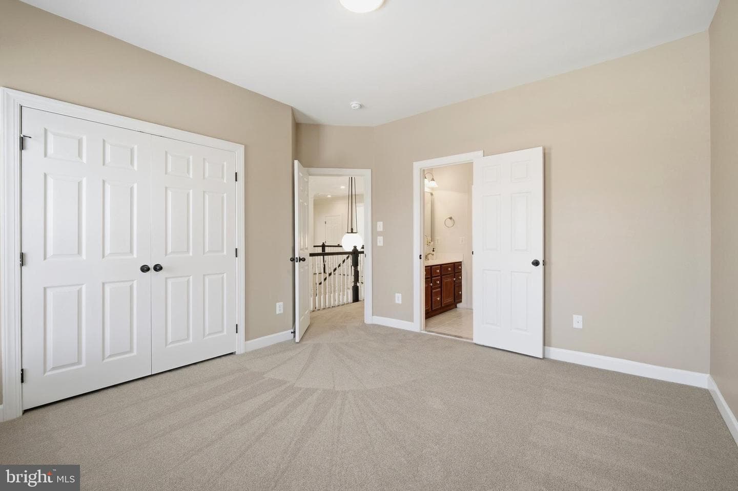 9348 Occoquan Overlook Drive photo 54