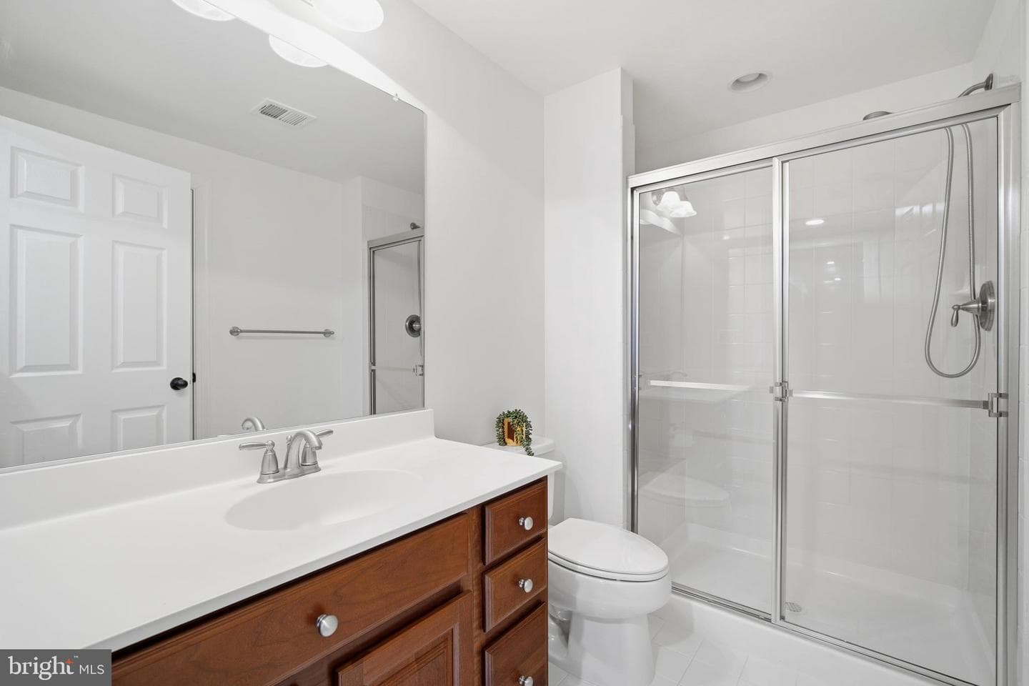 9348 Occoquan Overlook Drive photo 64