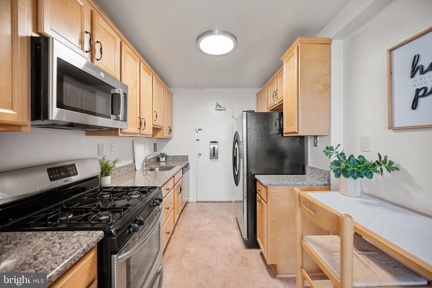 6631 Wakefield Drive #819 photo 11