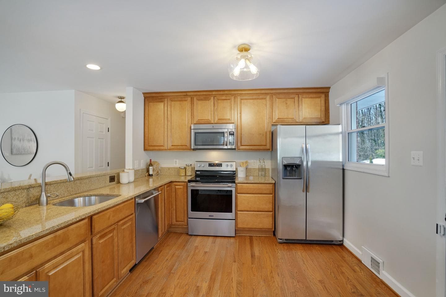 6726 Bostwick Drive photo 16