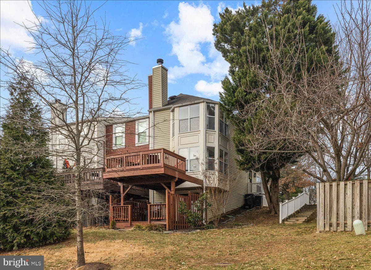 5913 Sir Cambridge Way photo 7