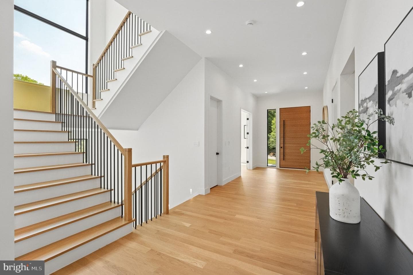 8302 Robey Avenue photo 4