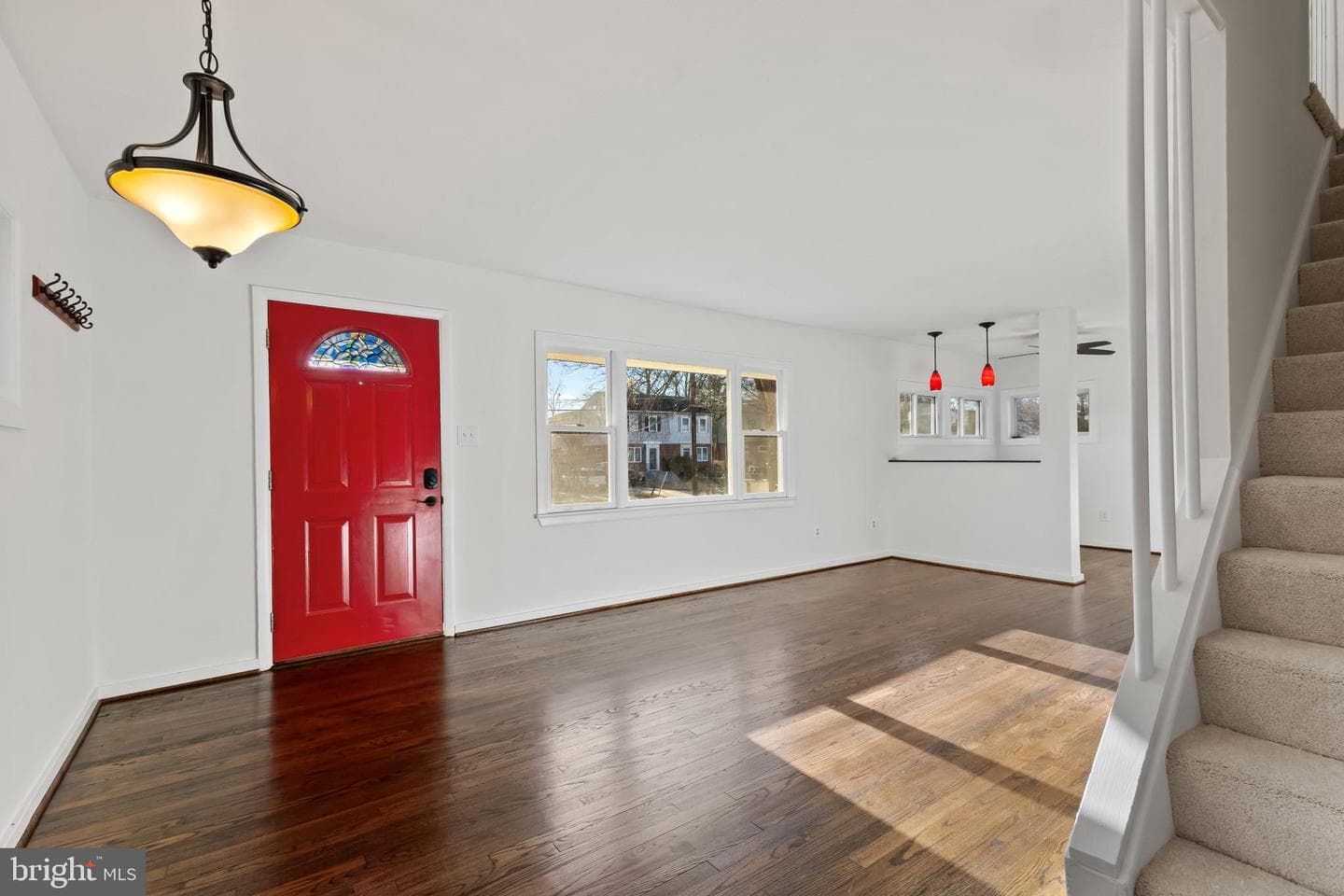 2012 Rollins Drive photo 7