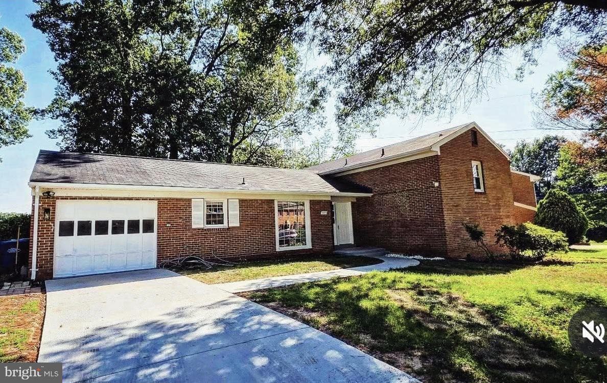 3478 Pence Court photo 29