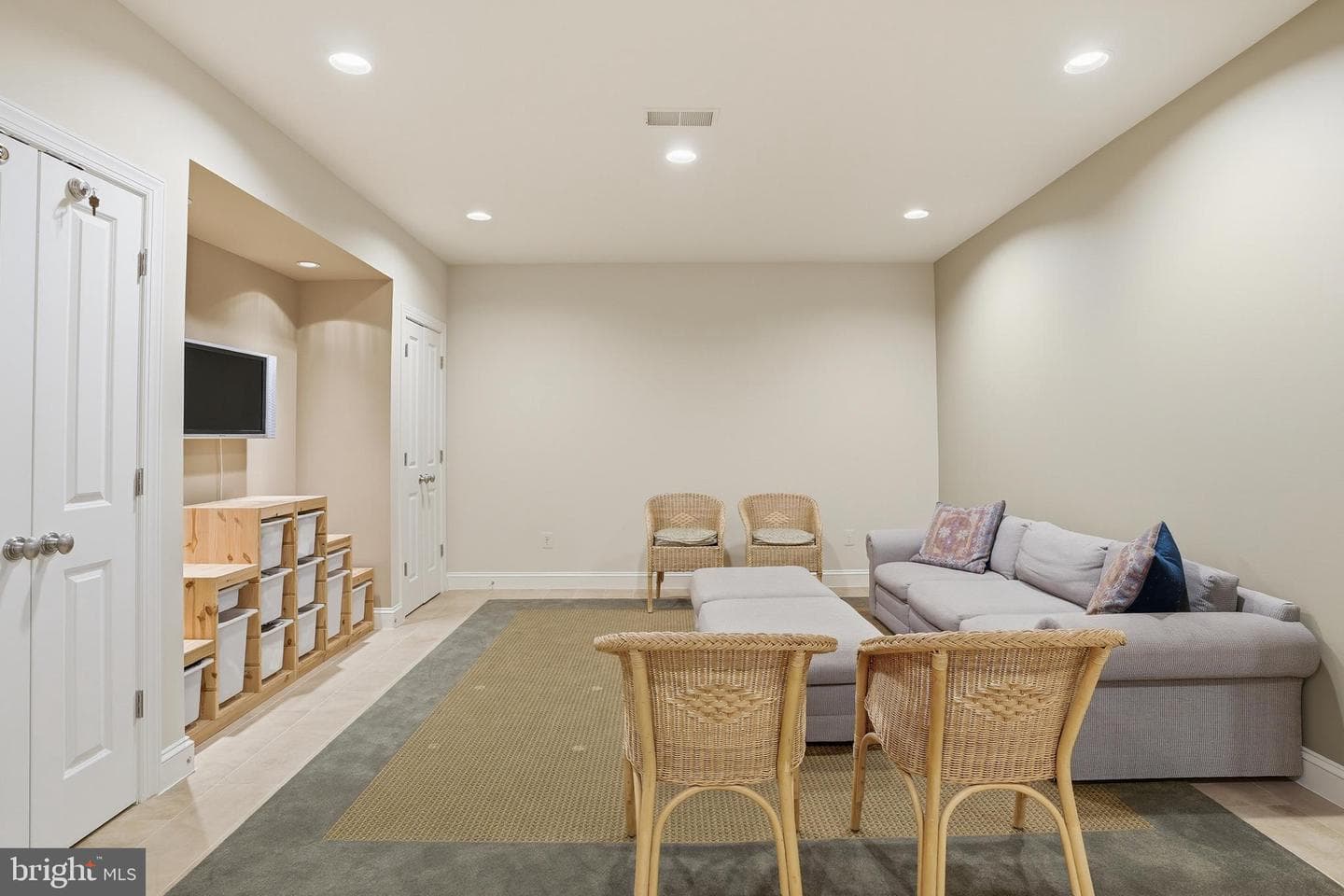 1490 Lily Loch Way photo 50