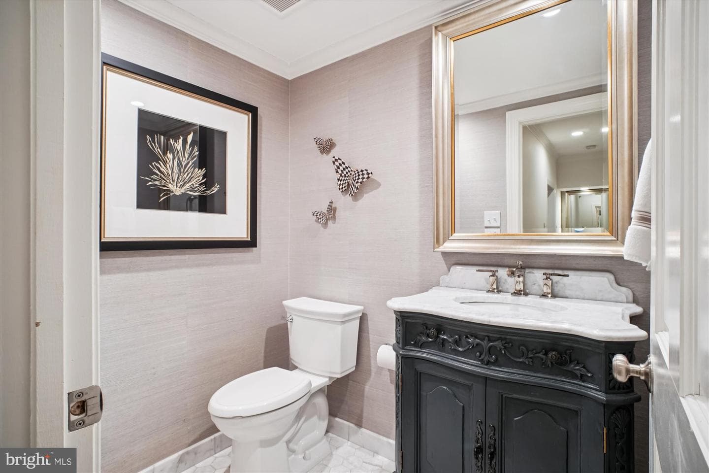 8405 Honeywood Court photo 30