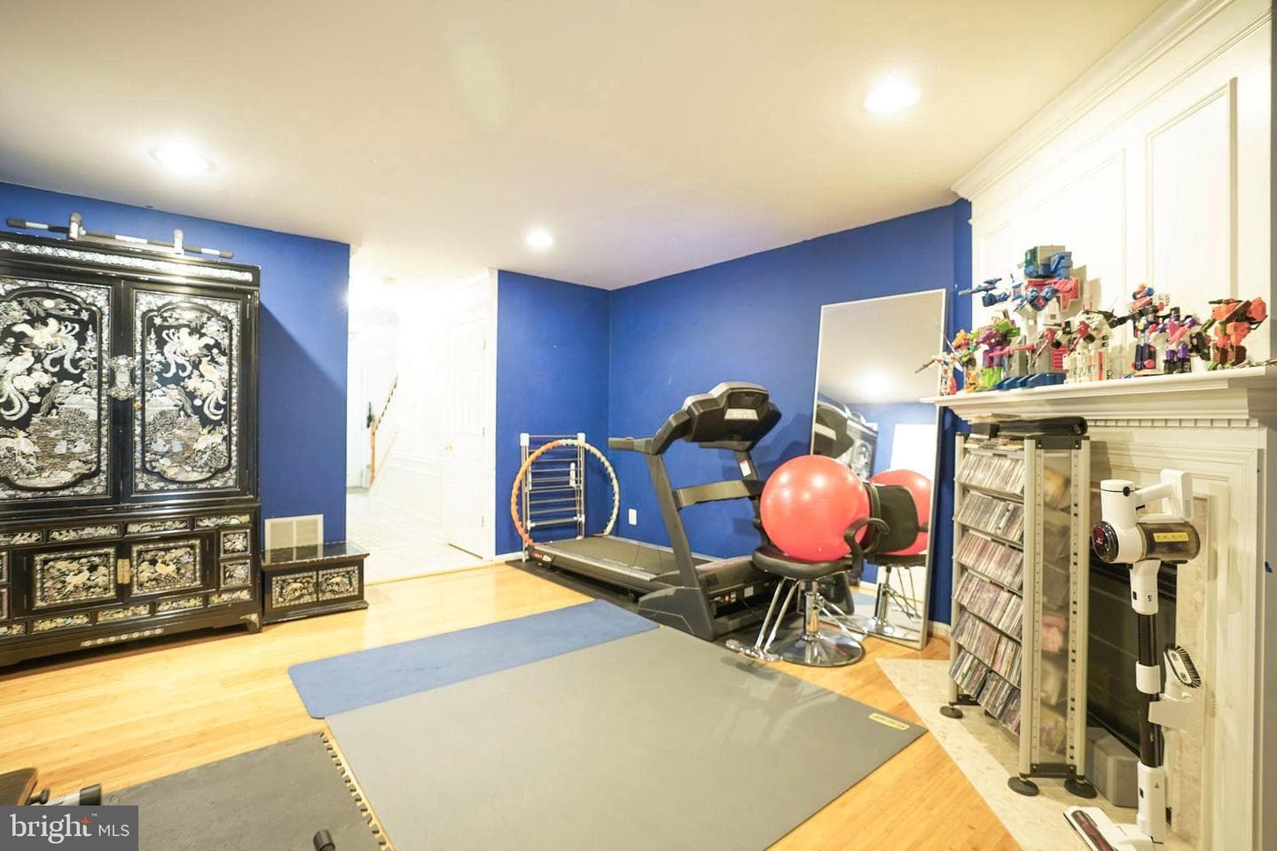 13932 Gothic Drive photo 4