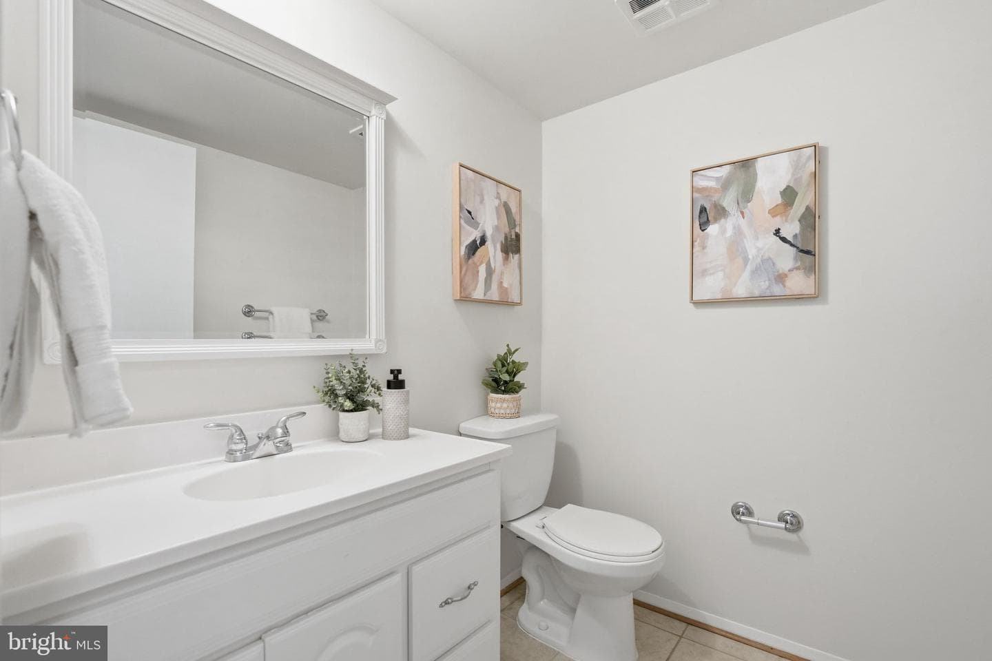 9652 Lindenbrook Street photo 33