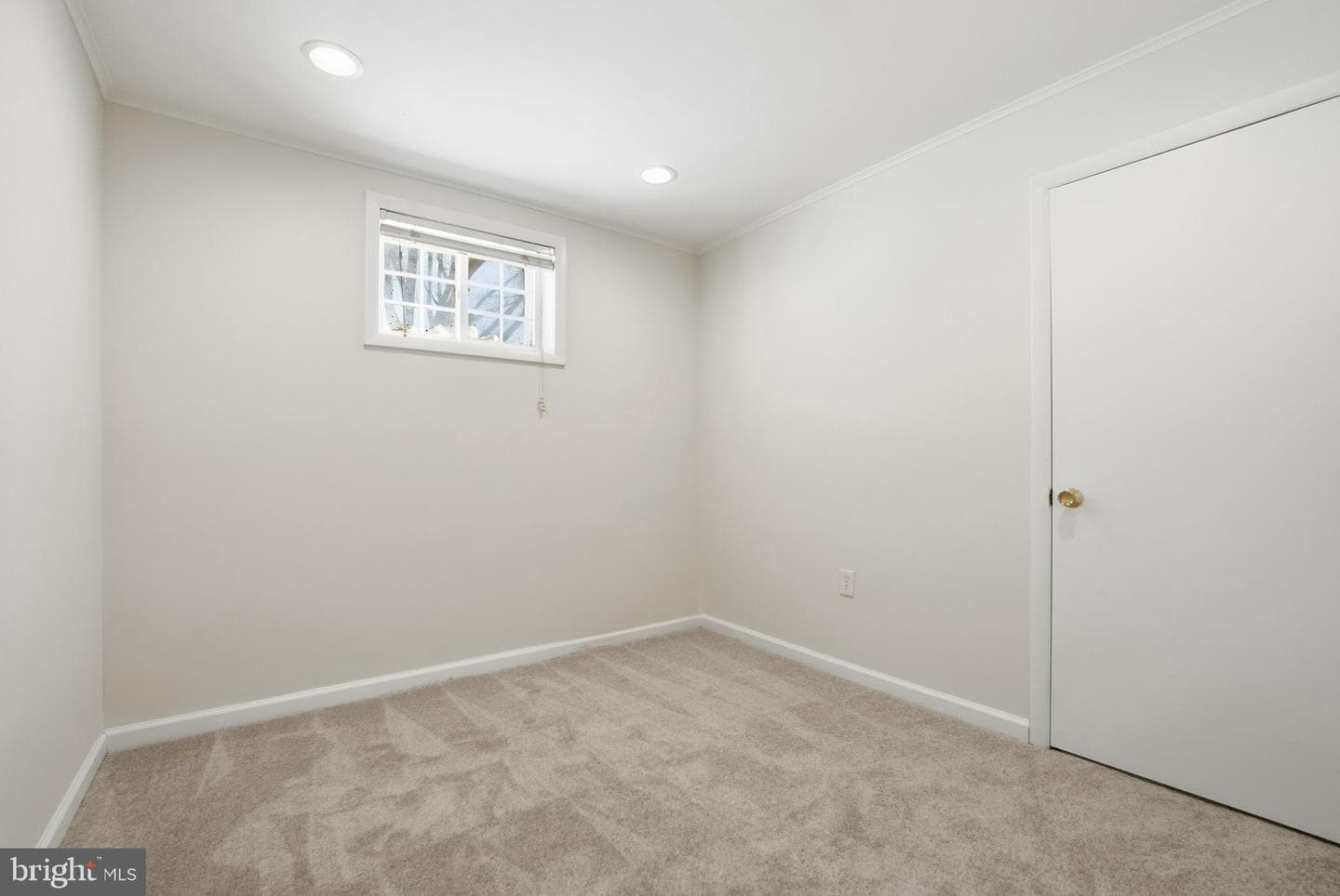 9652 Lindenbrook Street photo 36