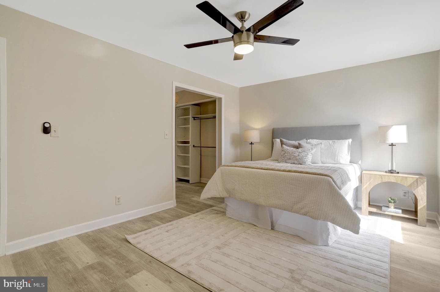 7800 Dassett Court #204 photo 19