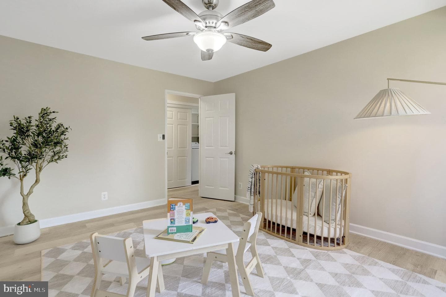 7800 Dassett Court #204 photo 33