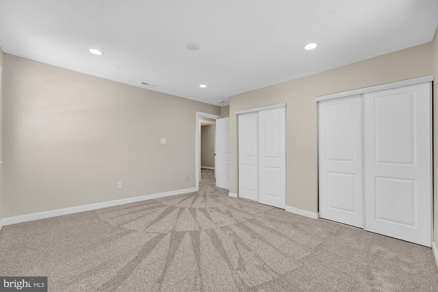 8612 Cottage Street photo 31