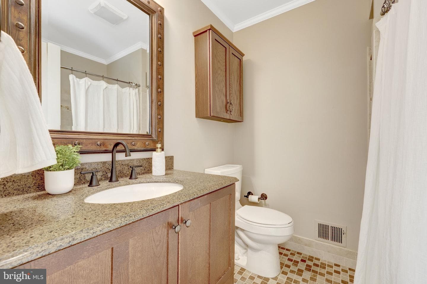 307 Valeview Court NW photo 22
