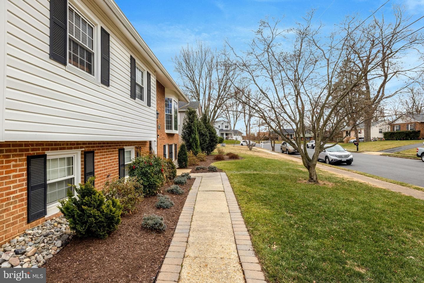 307 Valeview Court NW photo 4