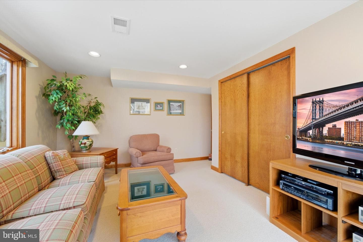 12500 Paradise Spring Road photo 9