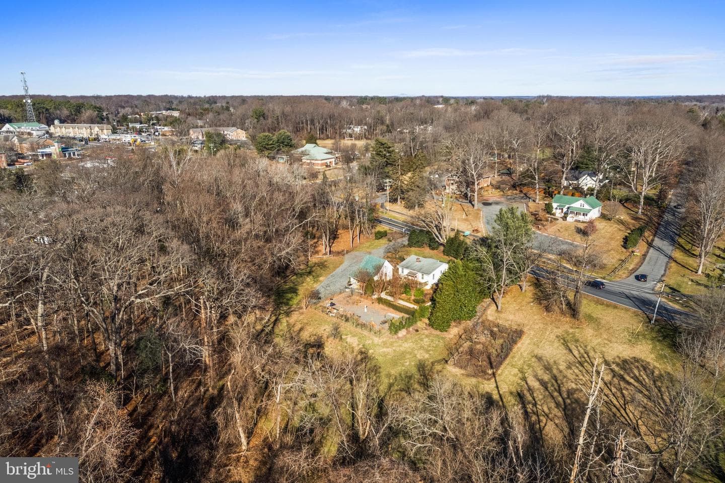 9813 Georgetown Pike photo 6