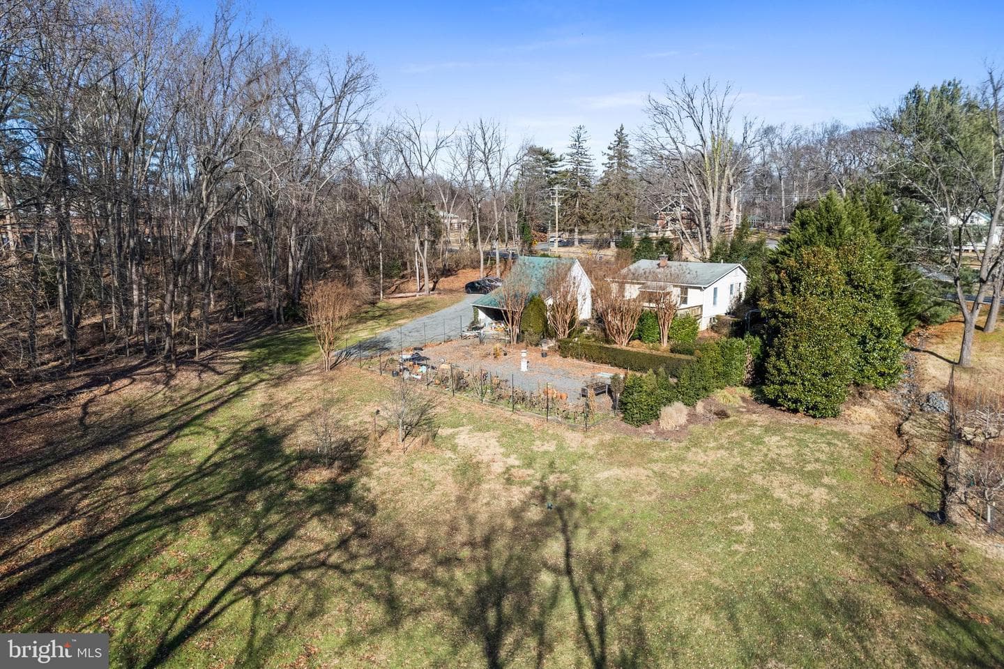 9813 Georgetown Pike photo 9