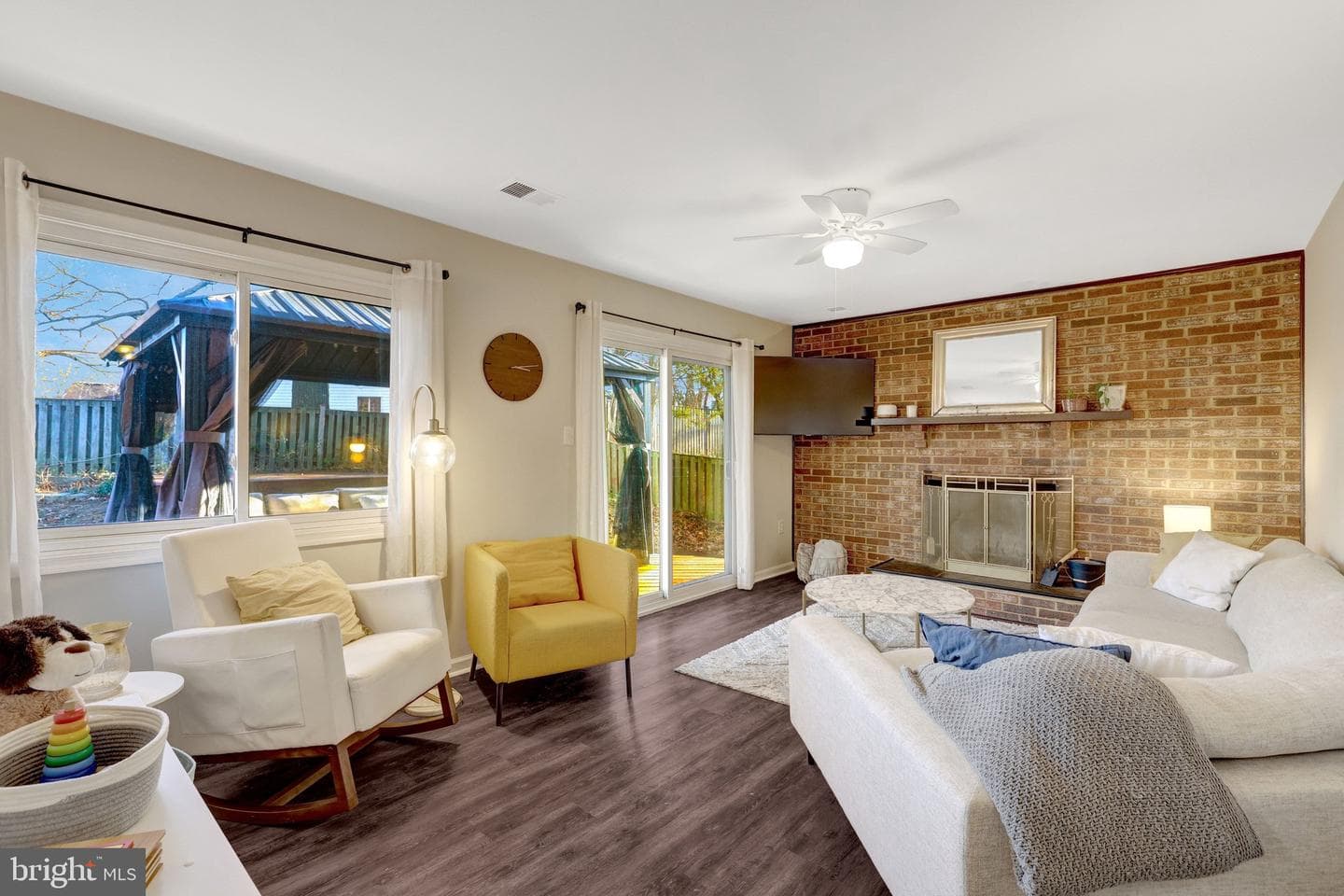 2155 Veenendaal Court photo 14