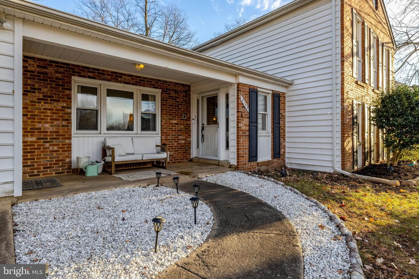 2155 Veenendaal Court photo 2