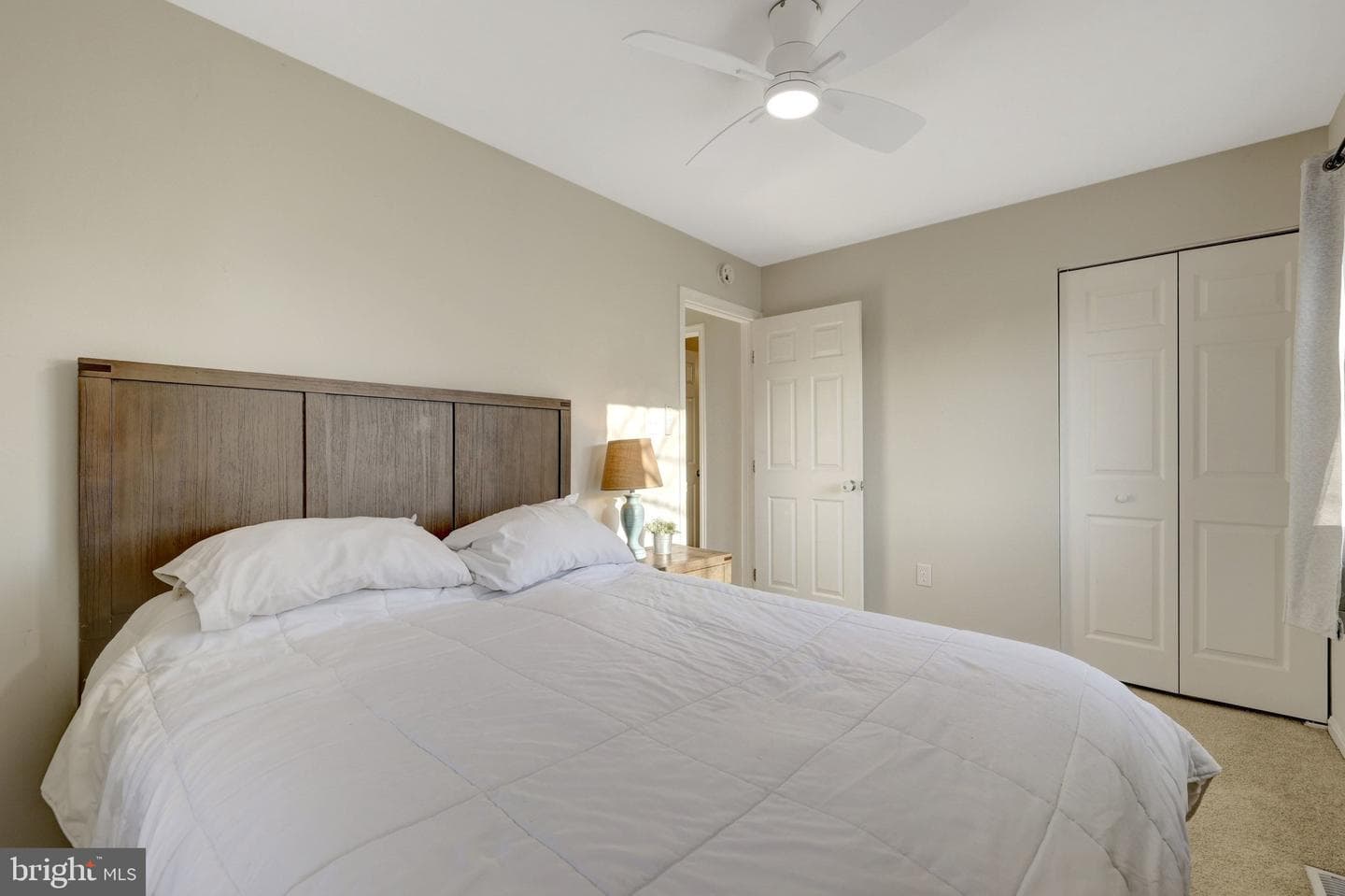 2155 Veenendaal Court photo 30