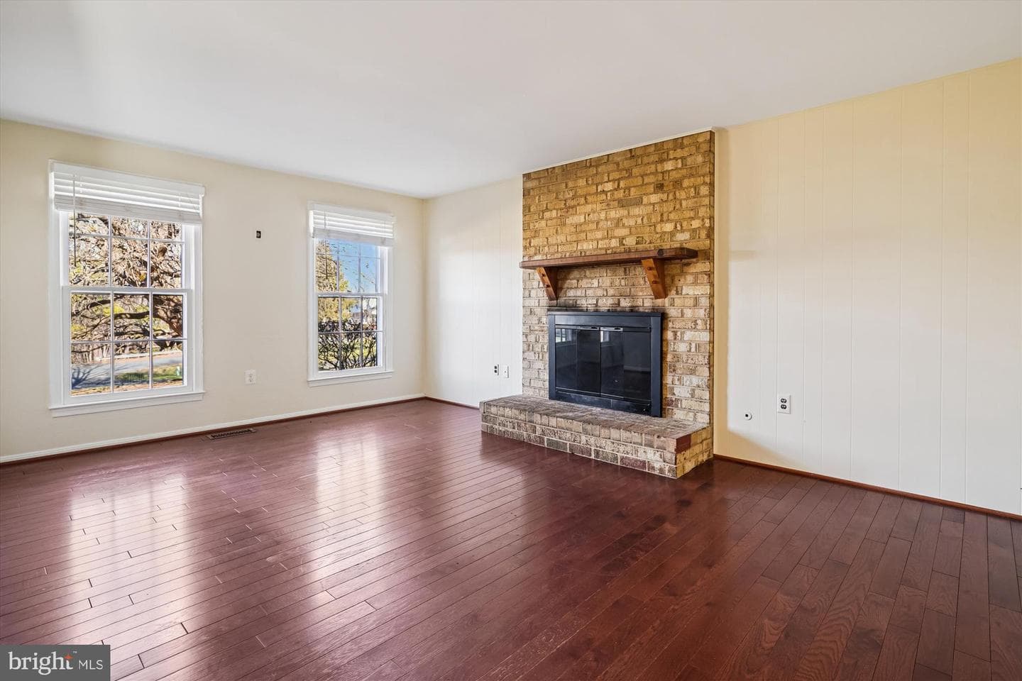 12179 Queens Brigade Drive photo 17