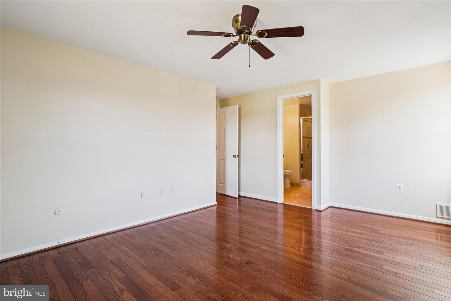 12179 Queens Brigade Drive photo 29