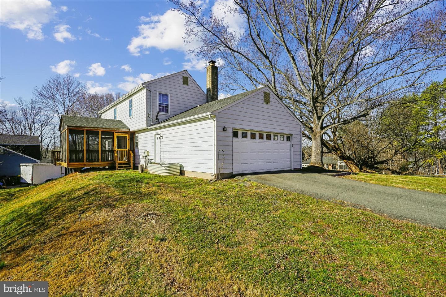 12179 Queens Brigade Drive photo 3