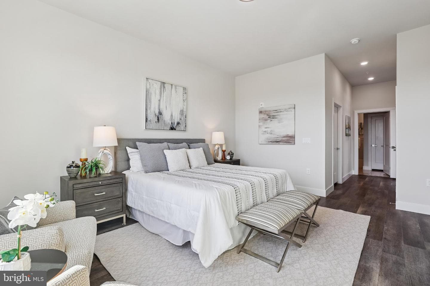 1761 Old Meadow Road #517 photo 13