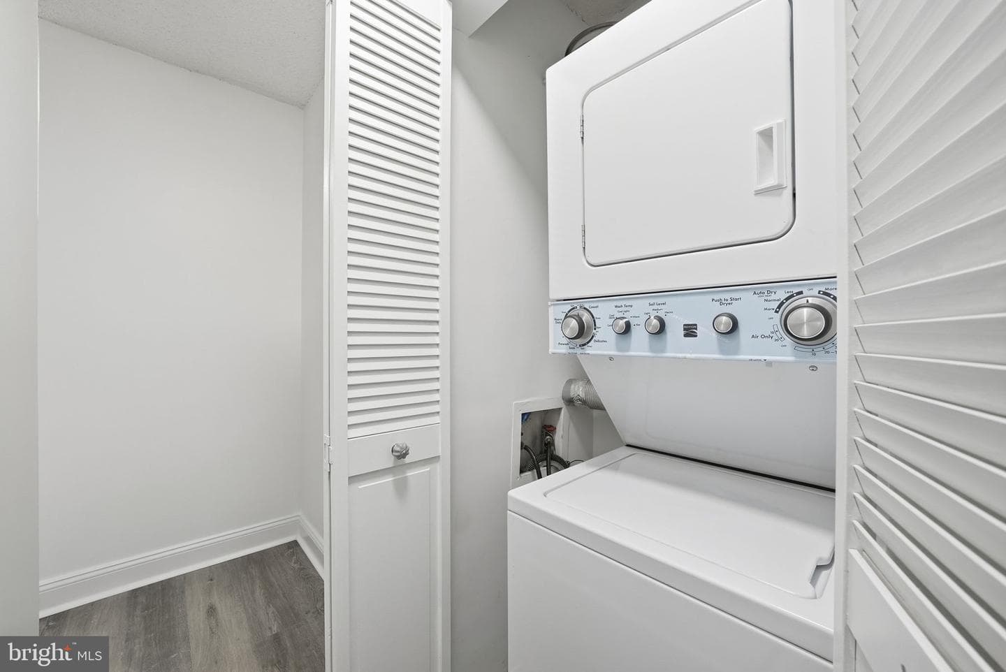 2311 Pimmit Drive #105 photo 10