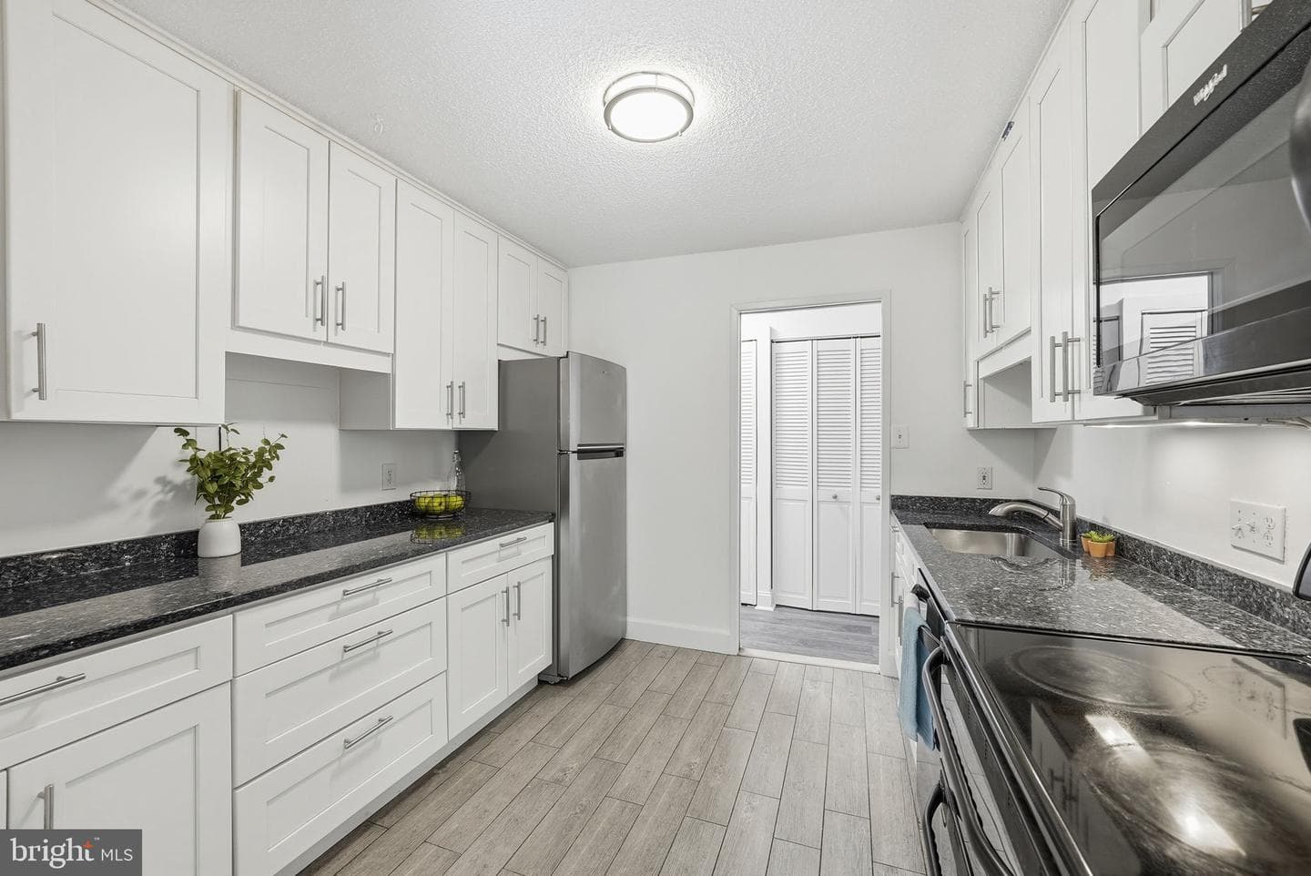 2311 Pimmit Drive #105 photo 7