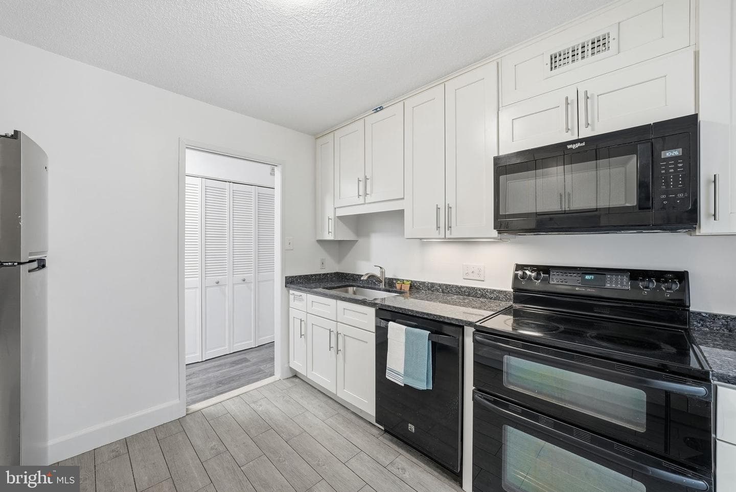 2311 Pimmit Drive #105 photo 8