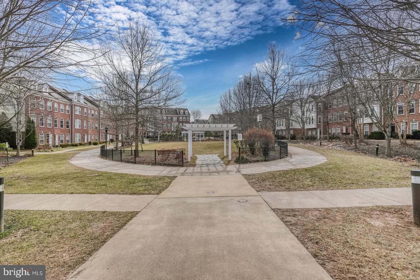 2905 Bleeker Street #4-304 photo 35