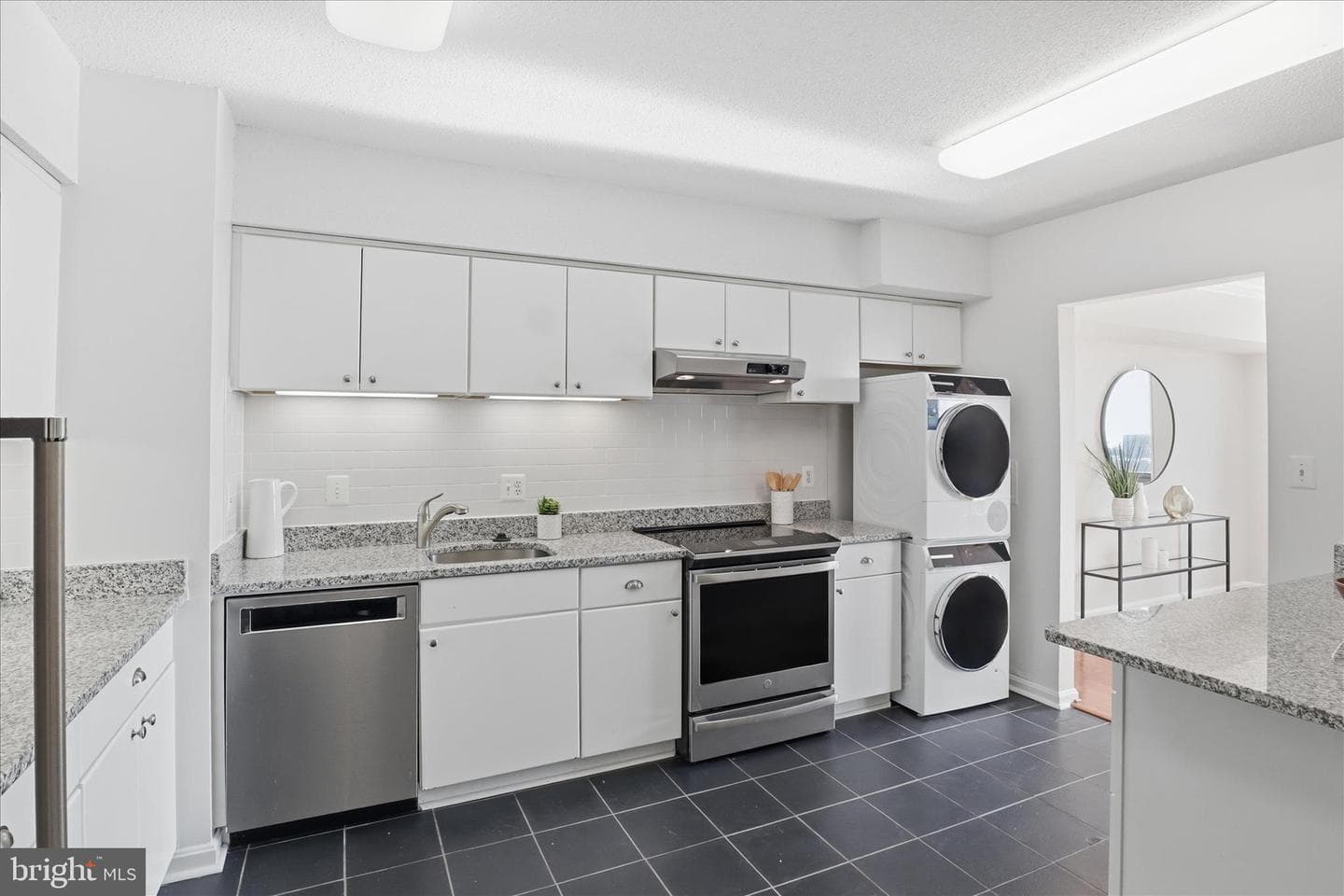 3713 S George Mason Drive #1605w photo 14