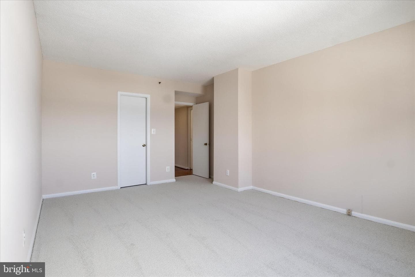 3713 S George Mason Drive #1605w photo 25