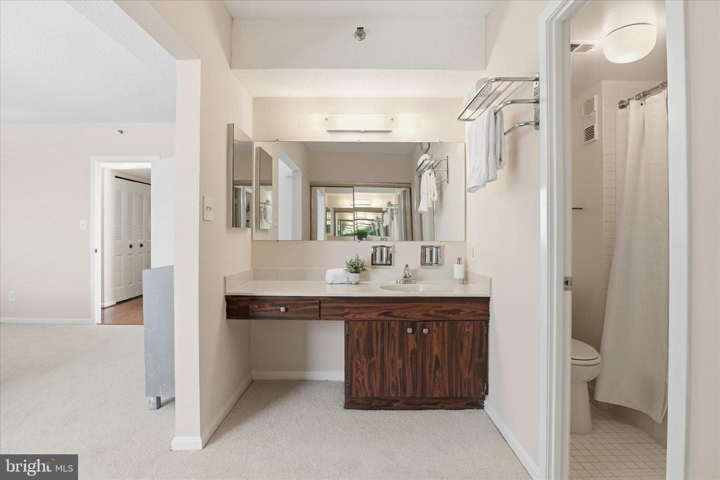 3713 S George Mason Drive #1605w photo 29