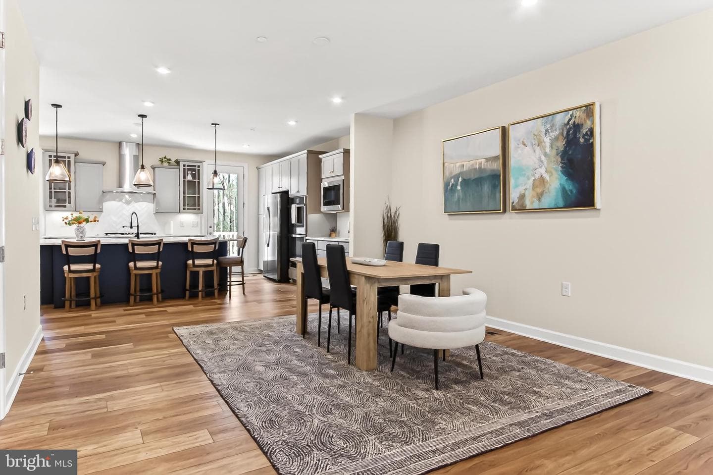 3847 Rainier Drive photo 4