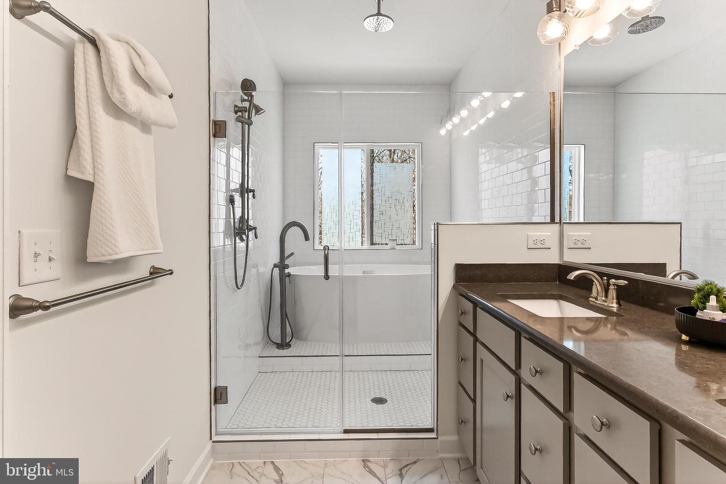 3847 Rainier Drive photo 40