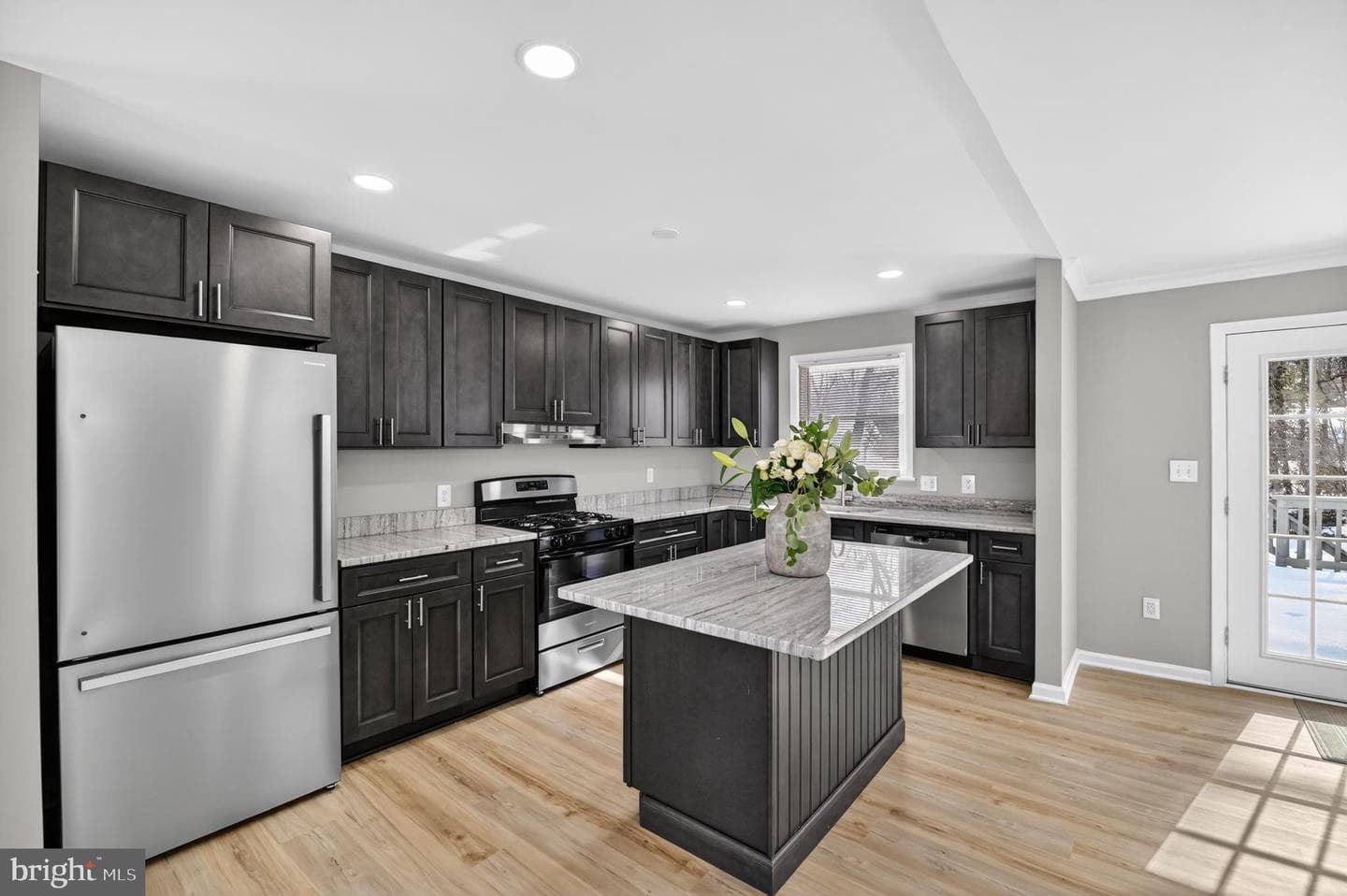 7605 Pollen Street photo 10